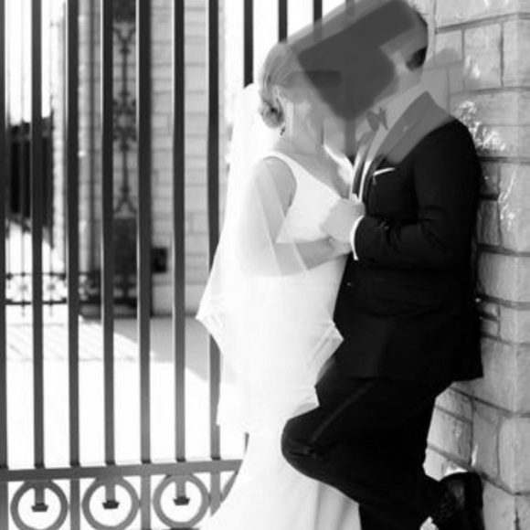 Fingertip veil with horsehair trim - Picture 4 of 5